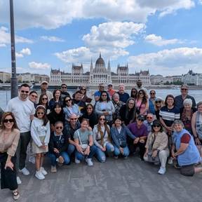 Group picture of expat explore 2025