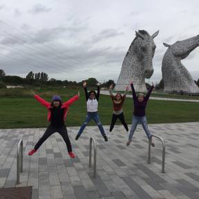It's more fun with Expat Explore