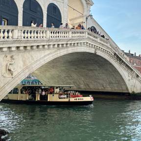 Rialto Bridge (Venice)